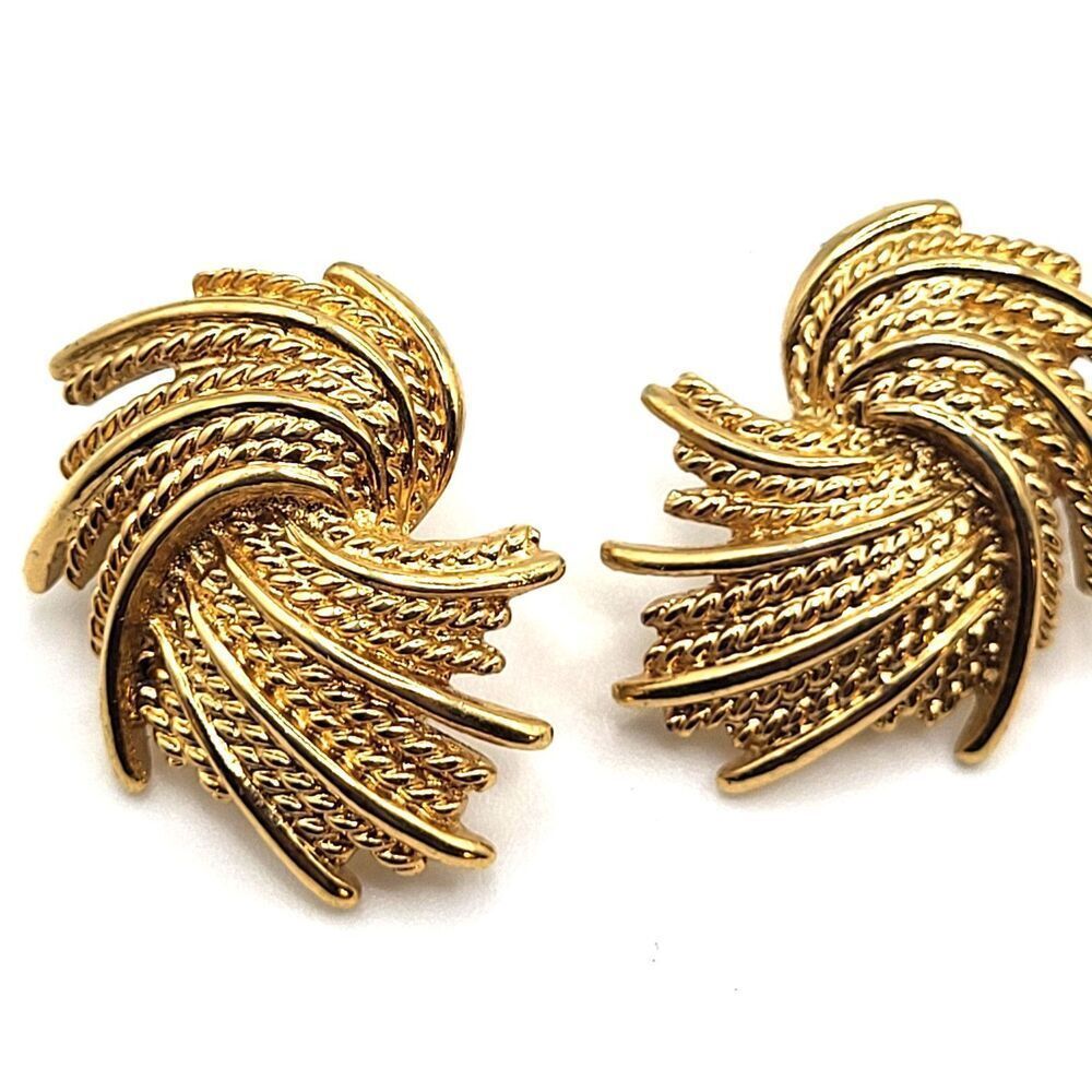 Vintage 60's Monet Gold Tone Feather Wave Pierced Earrings 1in